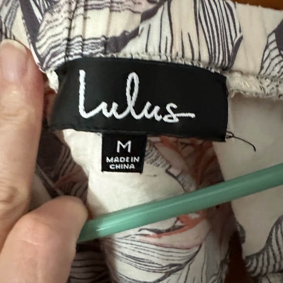 Lulu's Floral off Shoulder Ruffle Sleeve Dress Medium - Picture 4 of 11